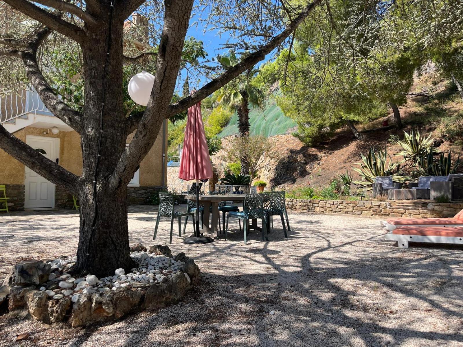 Meuble Tourisme 4*, Les Pieds Dans L'eau, Palmeras Apartment