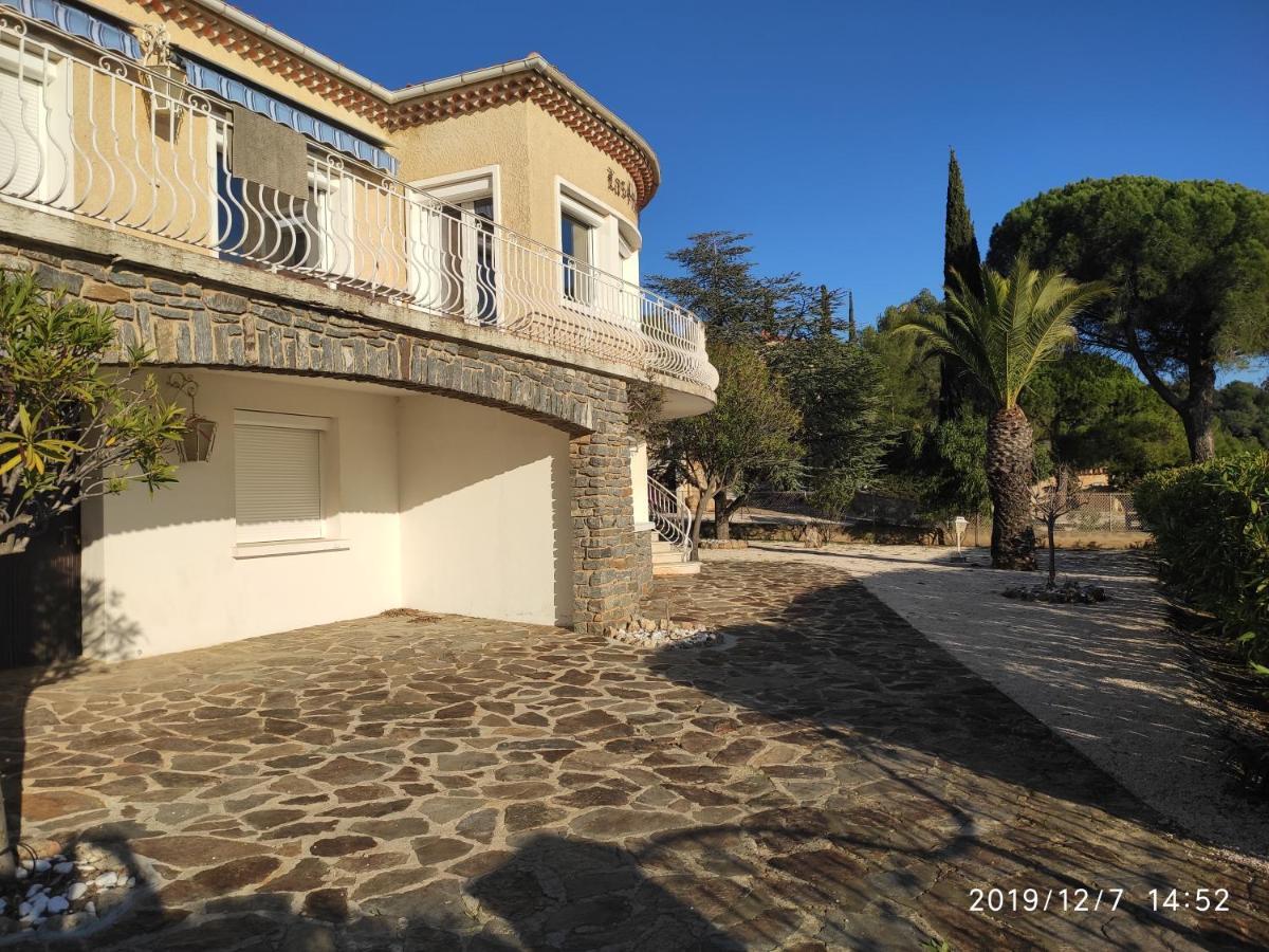 Meuble Tourisme 4*, Les Pieds Dans L'eau, Palmeras
